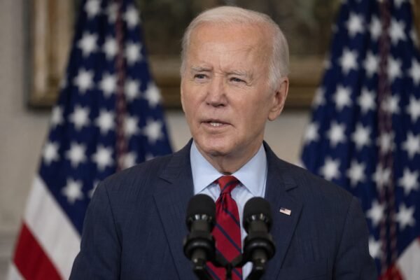 bidendojaudiosuit image1