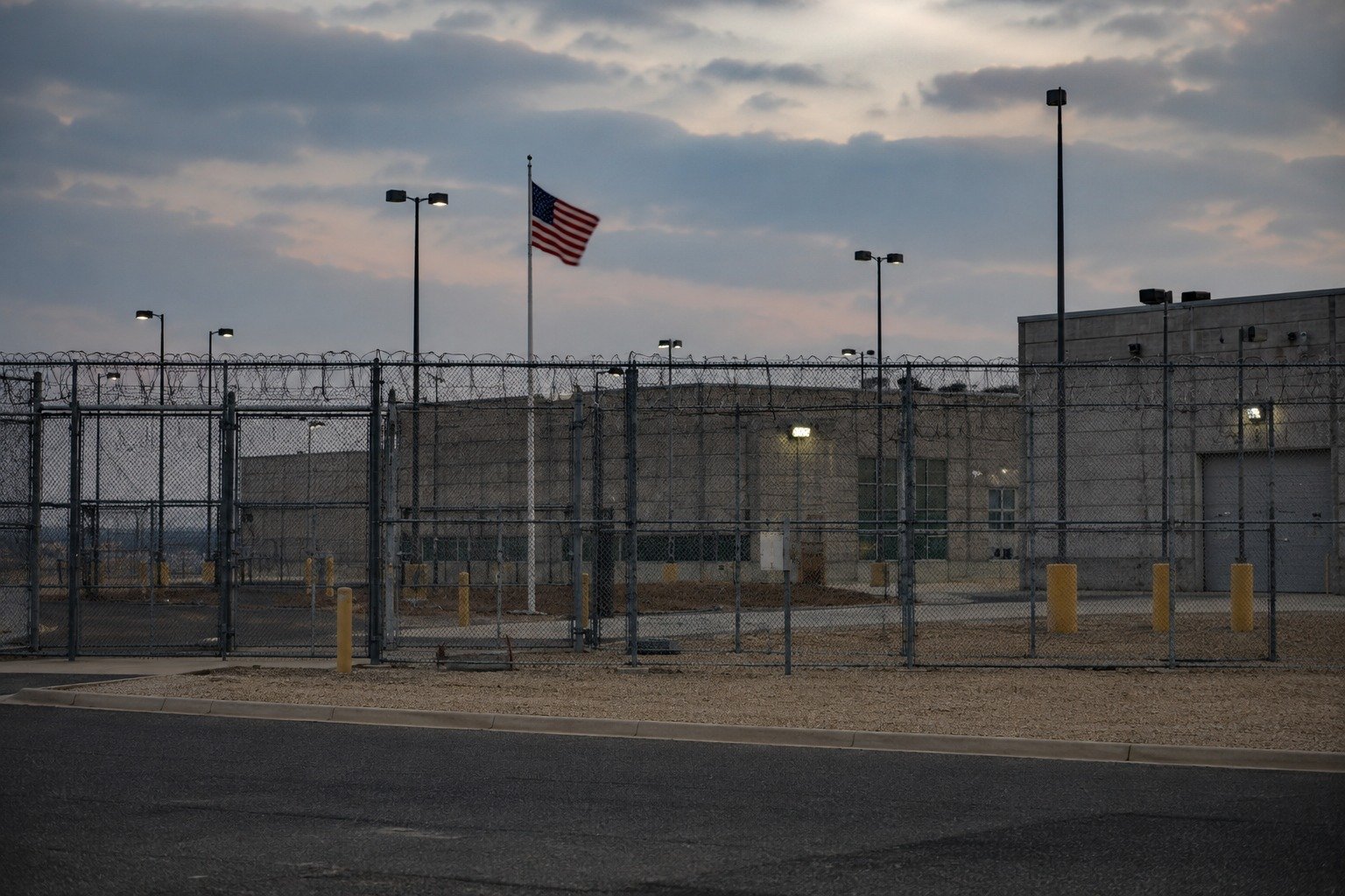 icedetentiondeaths image1