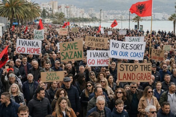 AlbaniaKushnerIvankaResortProtests Image1 600x400