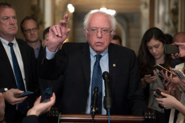 berniebillionairetaxplan image1