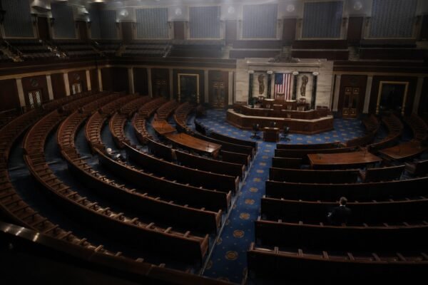 congressfewestbills50years image1