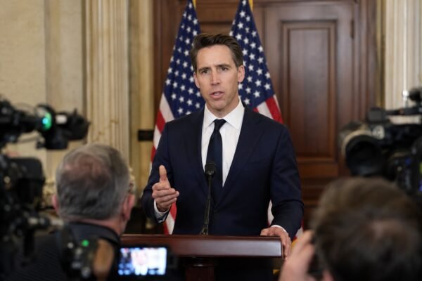 HawleyCongressionalPensionSexCrimeBill Image1 600x400