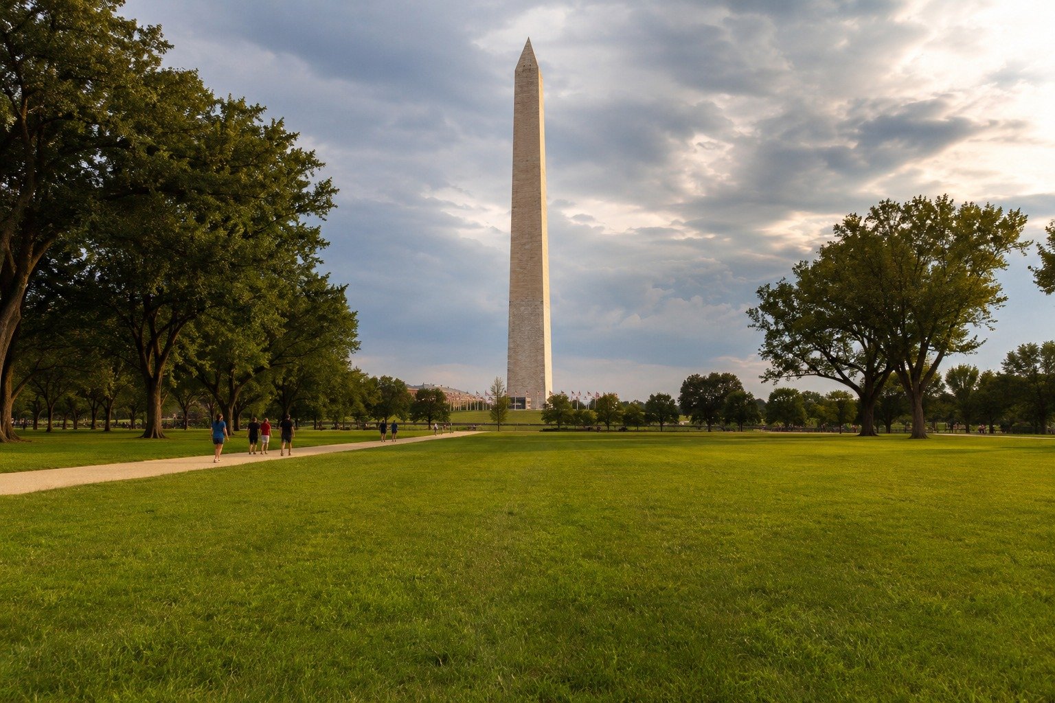 mallstatuegardenlawsuit image1