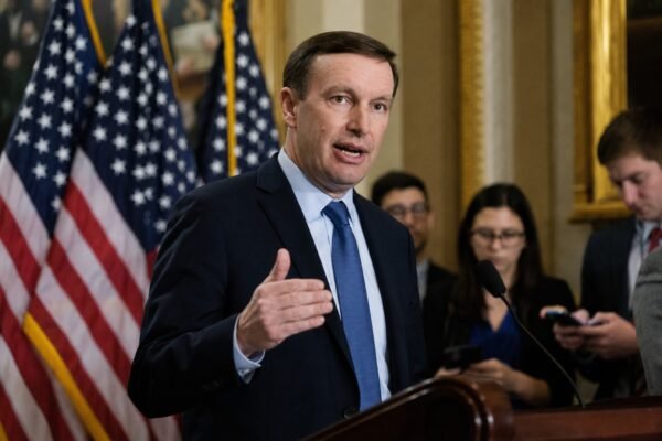 murphytwentyfiveminimumwage image1