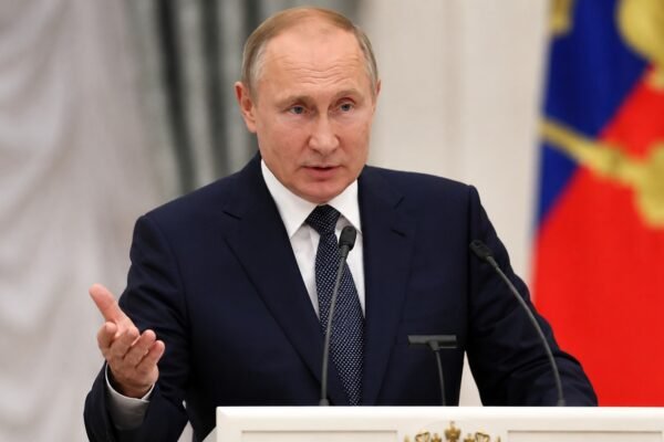 putinpeacetalksfuelshortage image1