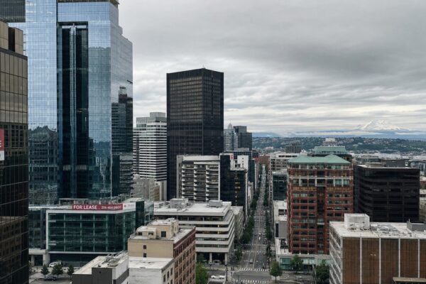 SeattleJumpStartTaxJobsReport Image1 600x400