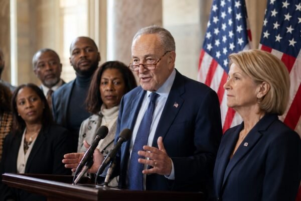 SenateDemsHaitiTPSBill Image1 600x400
