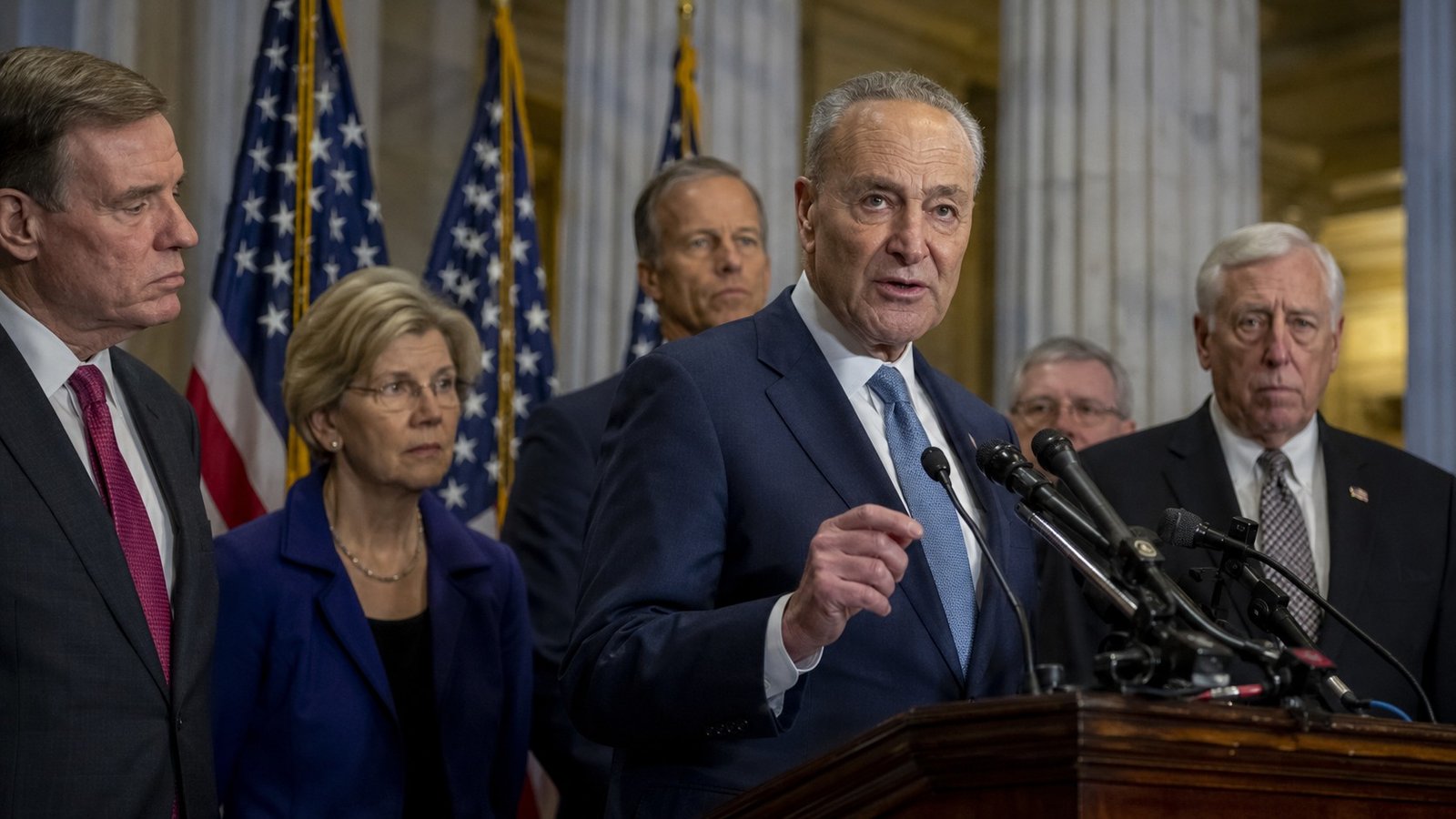 Senate Democrats Move to Strip Presidents of Criminal Immunity After Supreme Court Immunity Ruling Senate Democrats Move to Strip Presidents of Criminal Immunity After Supreme Court Immunity Ruling