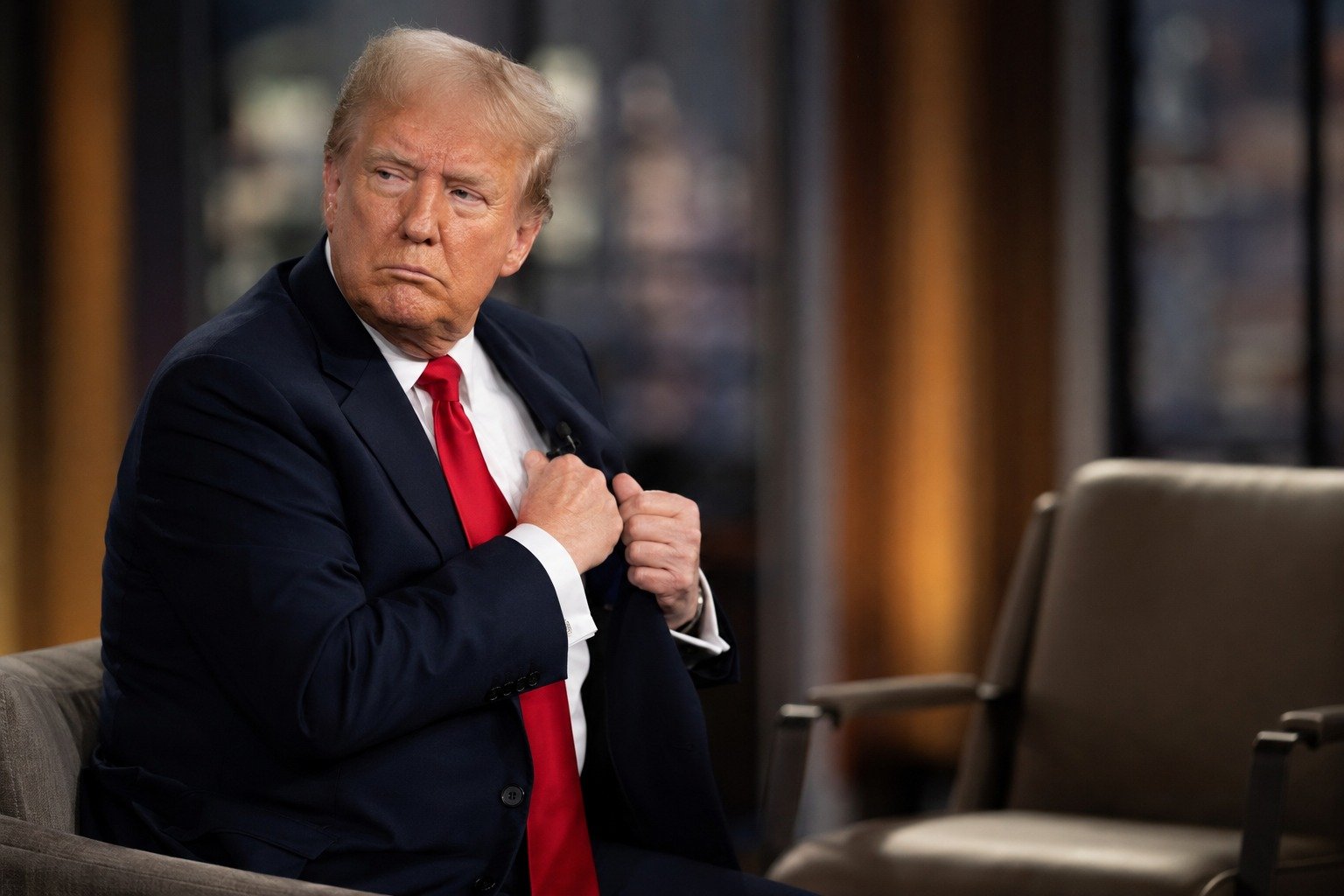 trumpendsnbcinterviewwelker image1