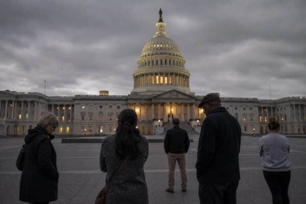 TrustFederalGovernmentRecordLow Image1 600x400