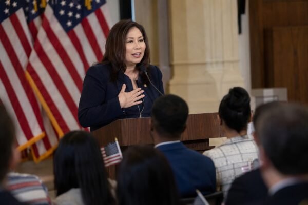 duckworthnationofimmigrants image1