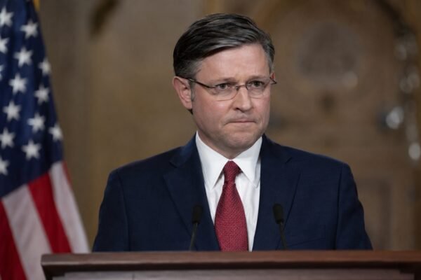republicansfreezejohnsondefensevote image1