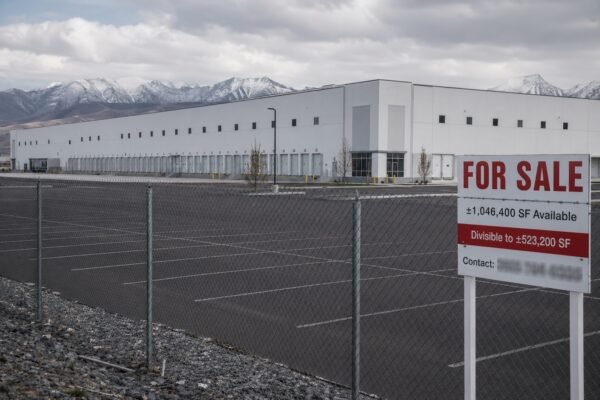 slcicemegacenterabandoned image1