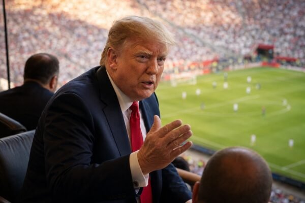 trumpfifaredcardeuprobe image1