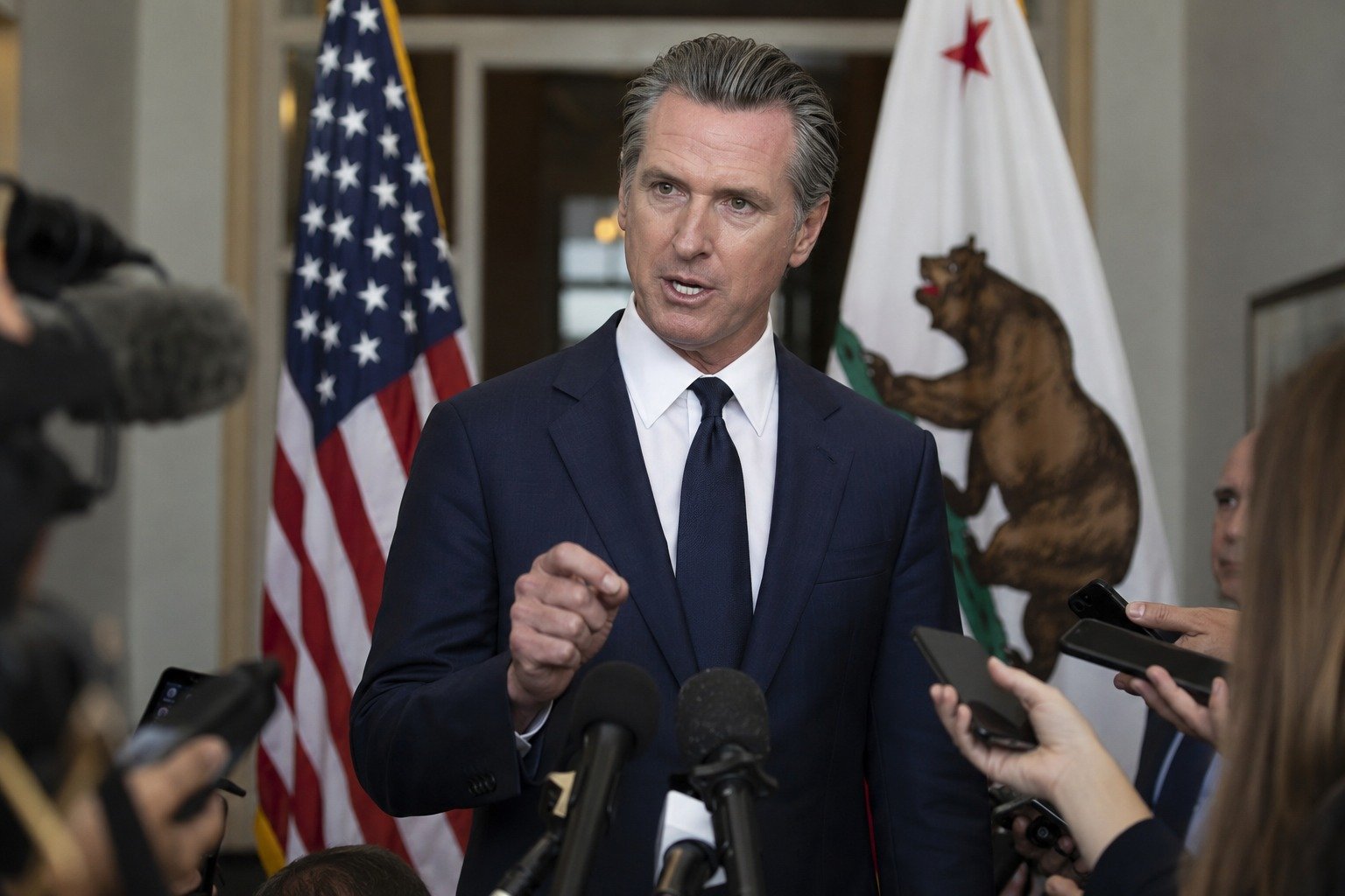 californiaminimumwage1740 image1