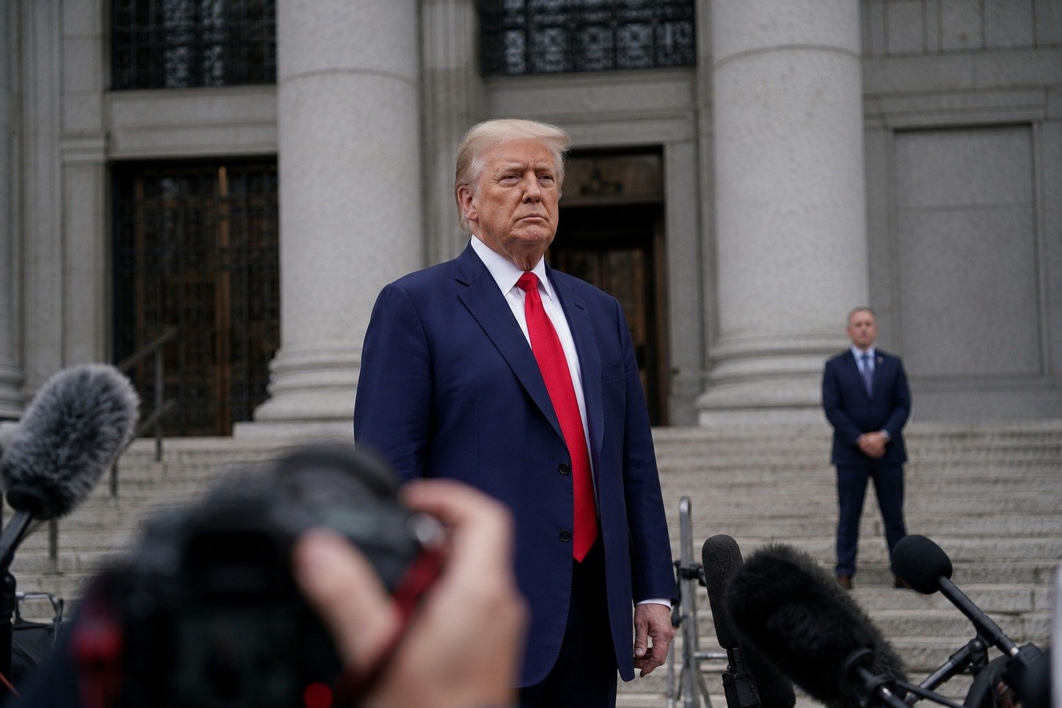 trumpbbcrecordsstay image1